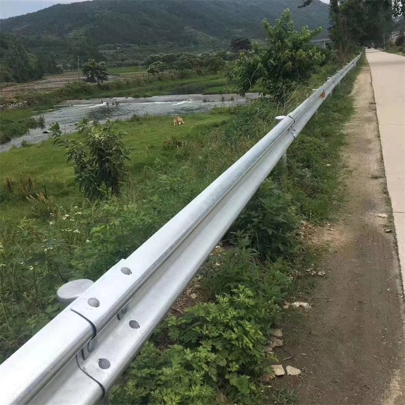 兩波護(hù)欄板